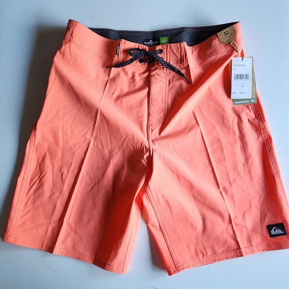 Quiksilver Men's Orange and Pink Shorts